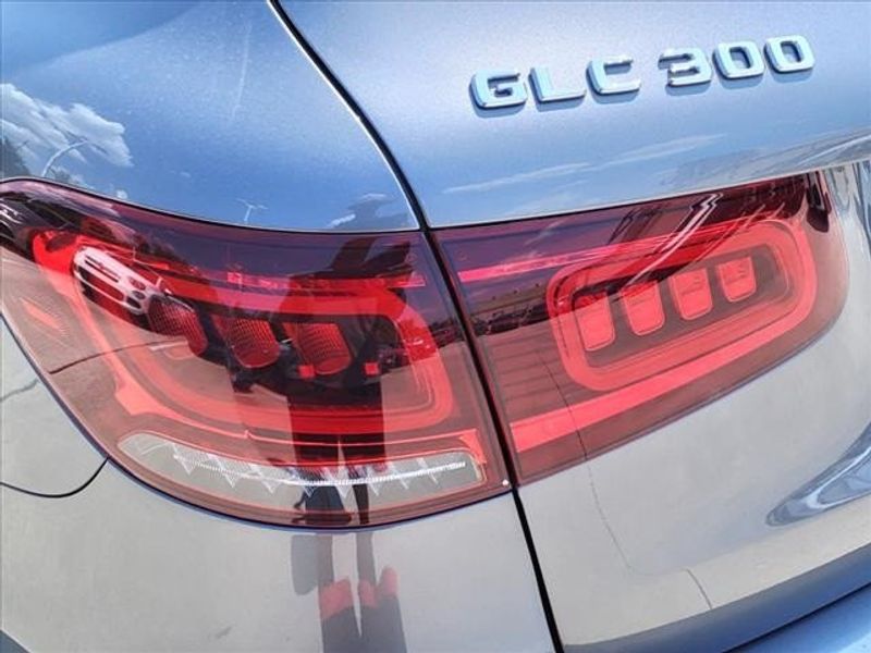 2022 Mercedes-Benz GLC 300 300Image 13