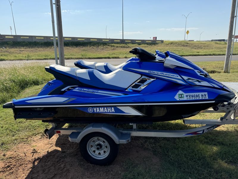 2017 Yamaha FX SVHO AZURE BLUE Image 7