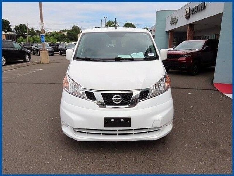 2018 Nissan NV200 SVImage 3