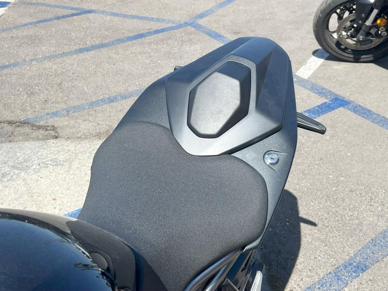 2025 Suzuki GSX-S 8R Image 15