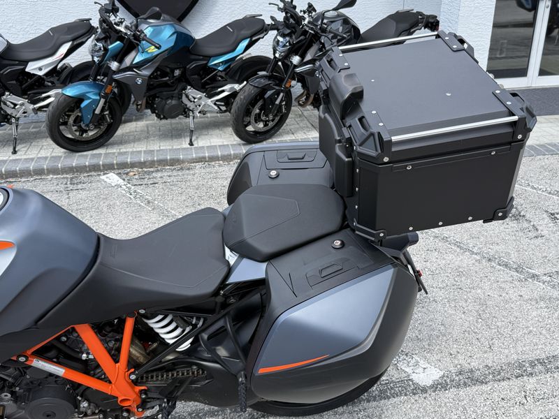 2024 KTM 1290 Super Duke GT