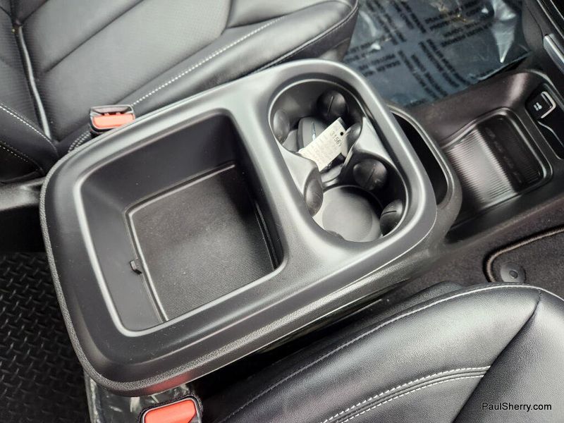 New 2026 Chrysler Voyager Lx