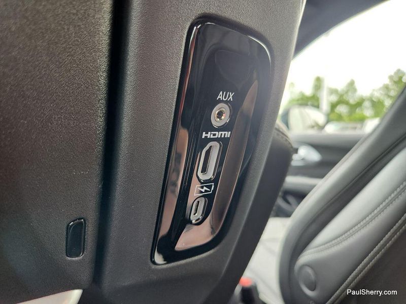 New 2025 Chrysler Pacifica LimitedImage 58