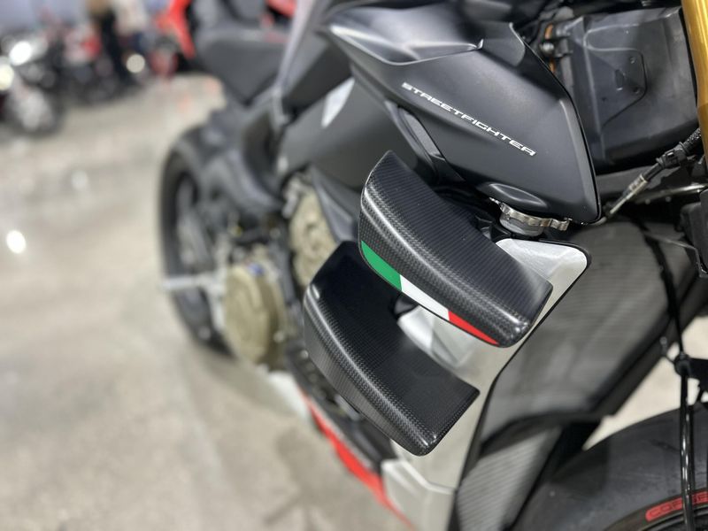 Used 2025 Ducati STREETFIGHTER V4 SP2 Image 18