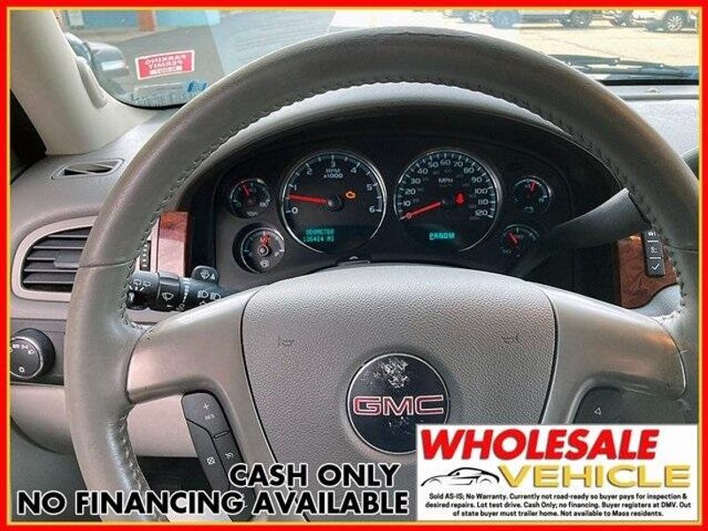 2012 GMC Yukon XL 1500 SLT 1500Image 17
