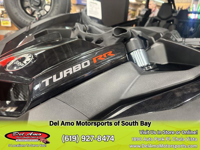 New 2025 Can-Am MAVERICK X3 MAX X RS TURBO RR SMART-SHOX Image 5