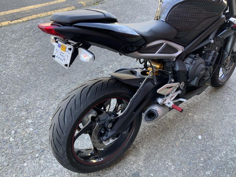 2018 Triumph STREET TRIPLE RS