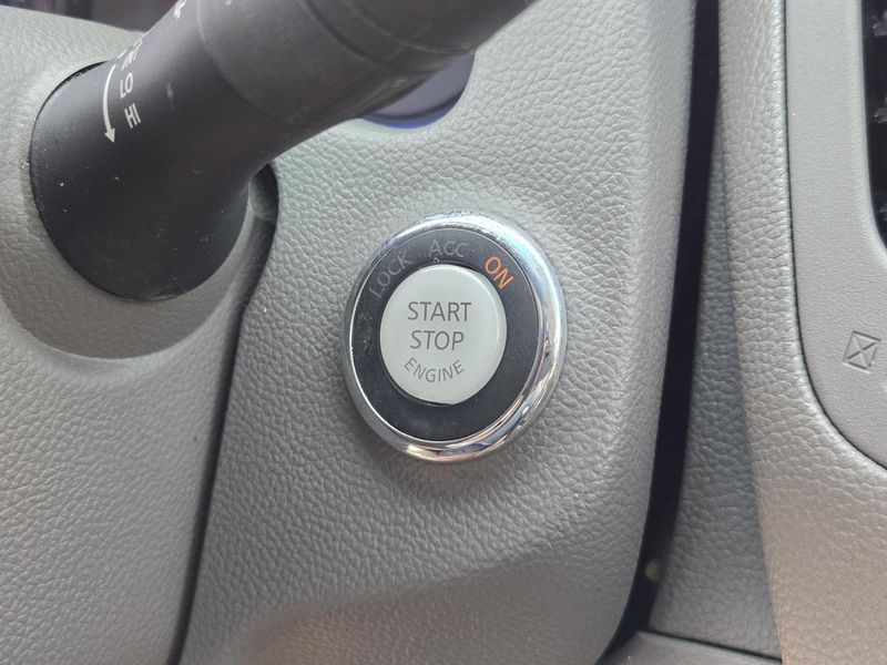 Used 2011 INFINITI G37 2dr Base