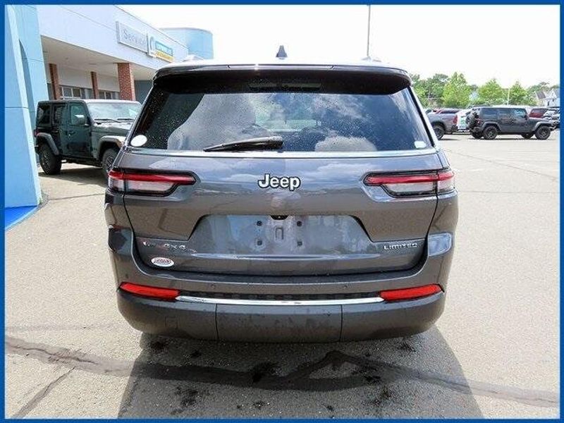 2022 Jeep Grand Cherokee L LimitedImage 6