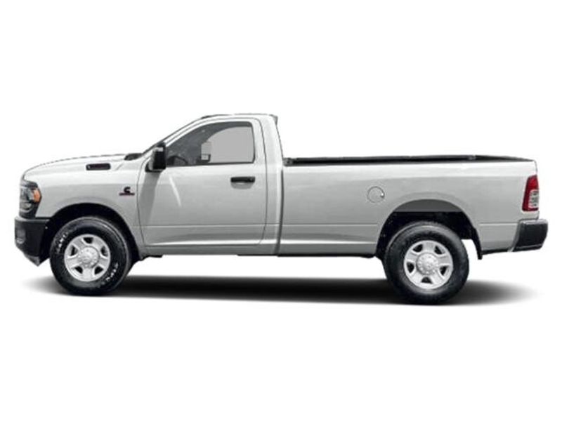  RAM 3500 Image 3