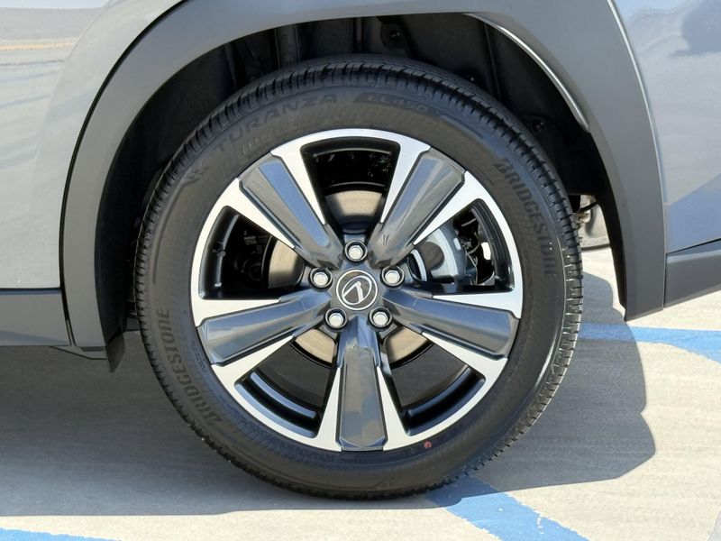 New 2026 Lexus UX 300hImage 15