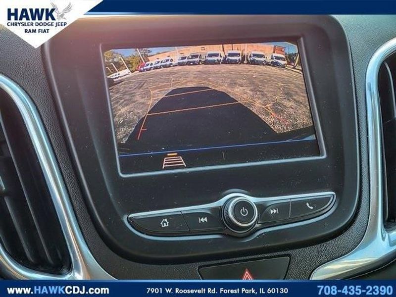 2020 Chevrolet Equinox LT photo 9