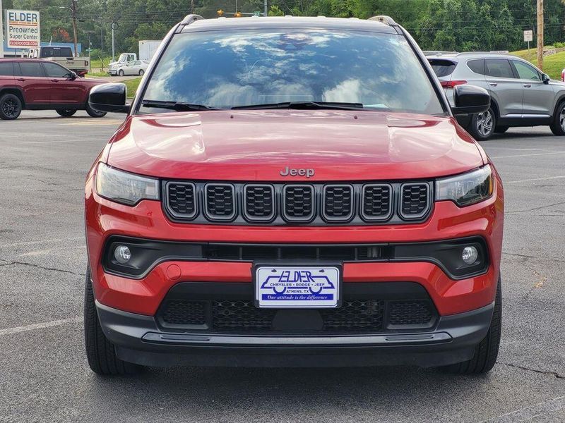 2024 Jeep Compass LatitudeImage 2