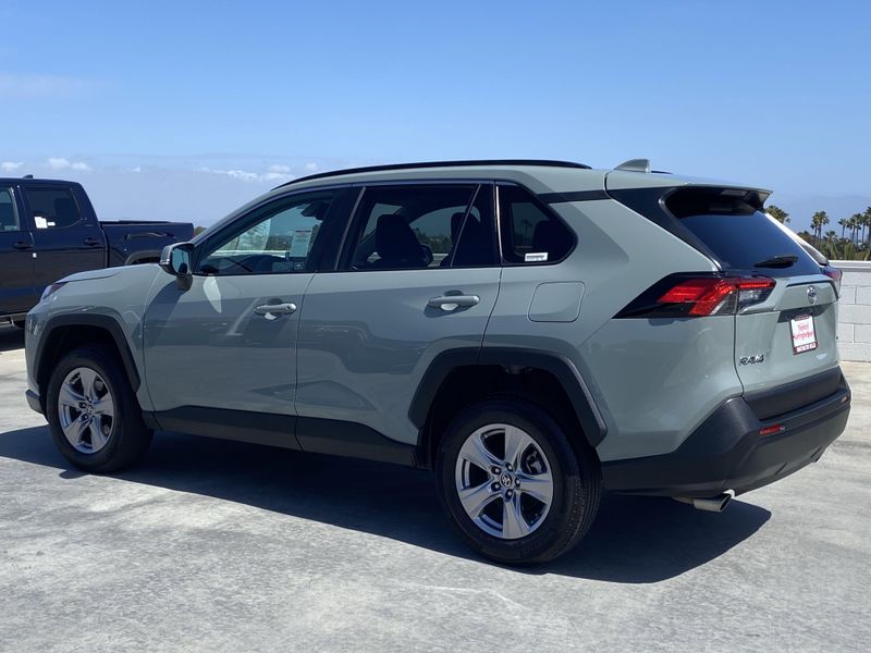 2023 Toyota RAV4 XLEImage 6