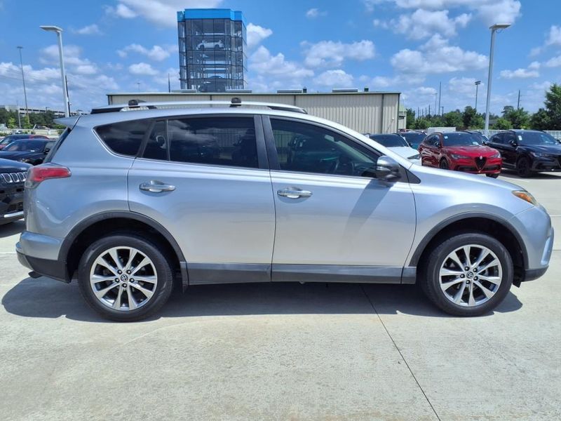 2016 Toyota RAV4 LimitedImage 6