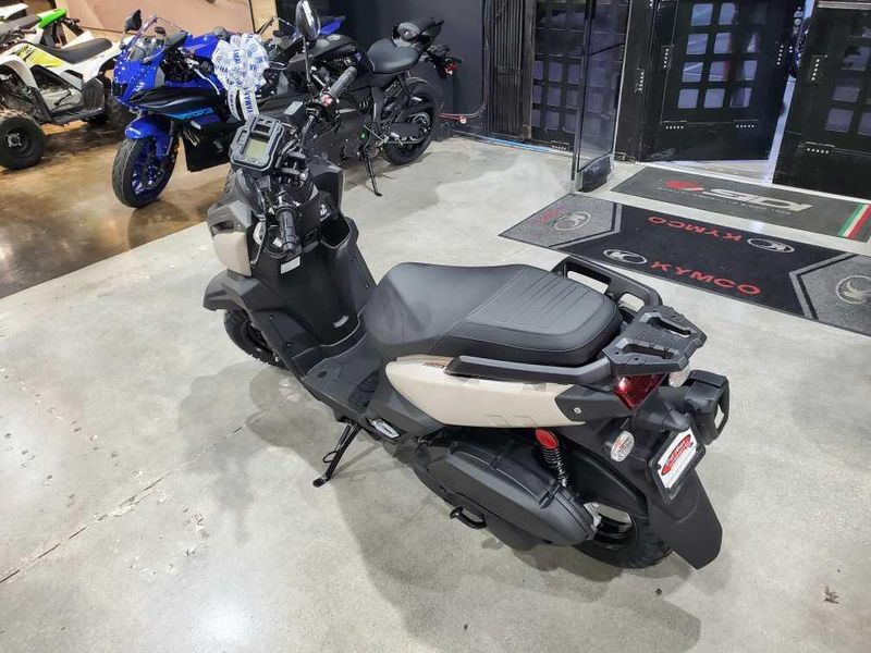 2025 Yamaha ZUMA 125 Image 10