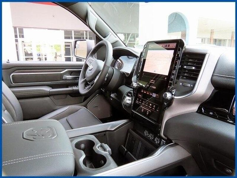 2025 RAM 1500 LaramieImage 7