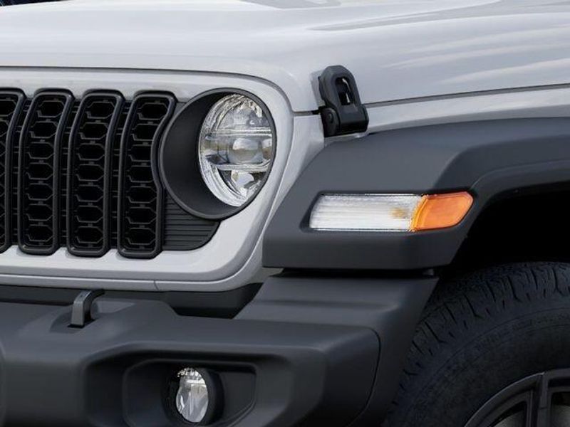 New 2026 Jeep Wrangler 4-door Sport SImage 10