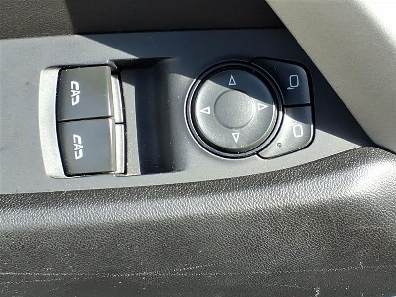 Used 2018 Chevrolet Camaro SSImage 18