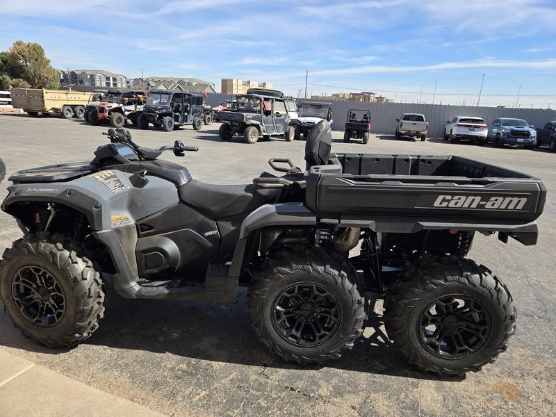 NEW 2026 CAN-AM OUTLANDER MAX 6X6 DPS 850 Image 4