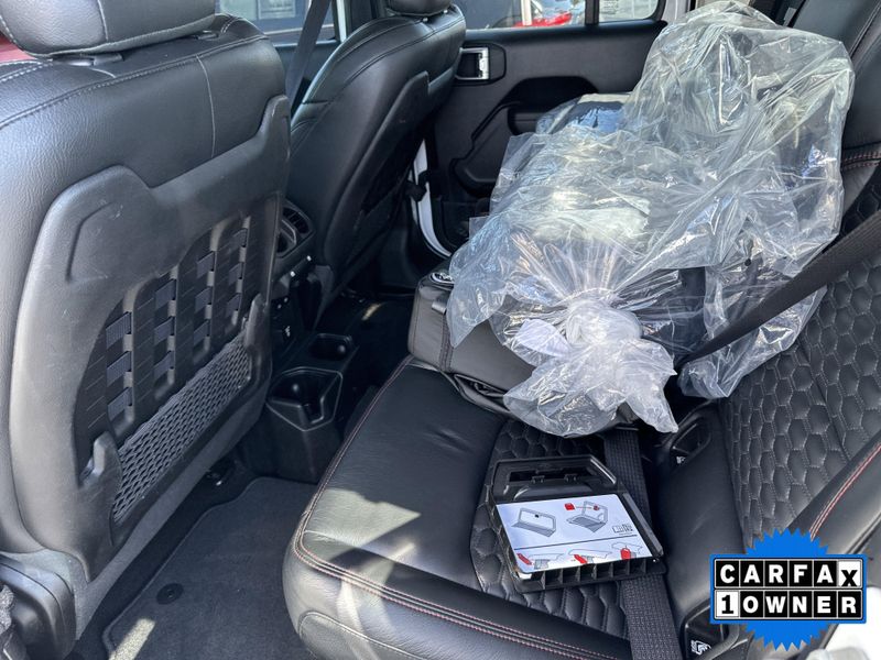 Used 2022 Jeep Gladiator RubiconImage 14