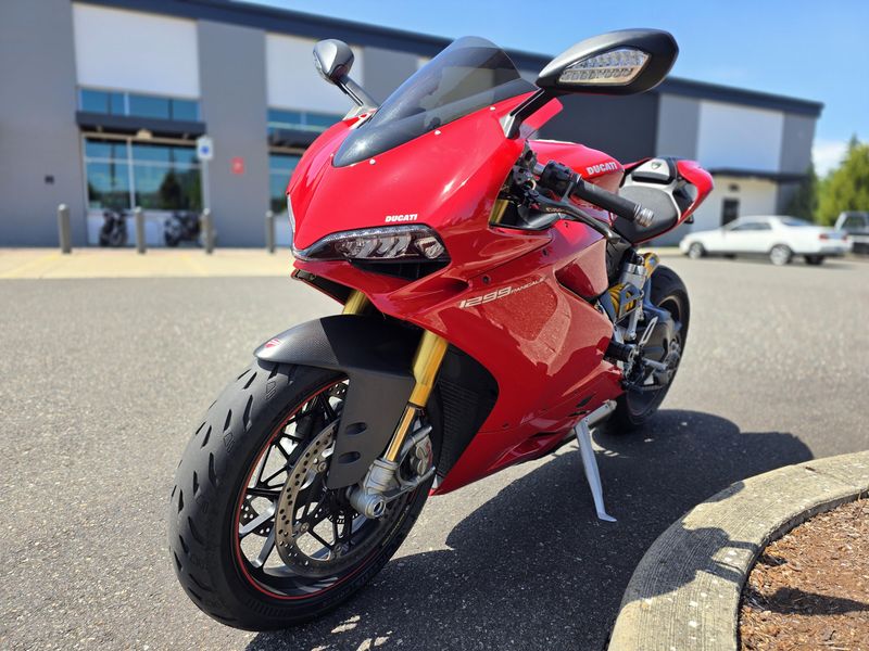 2015 Ducati PANIGALE 1299 S 