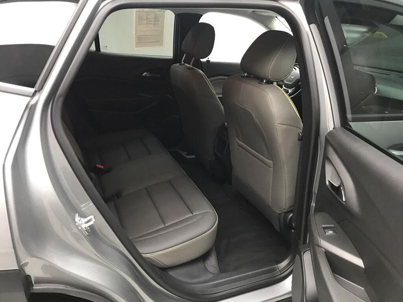 Used 2025 Chevrolet Trax ActivImage 19