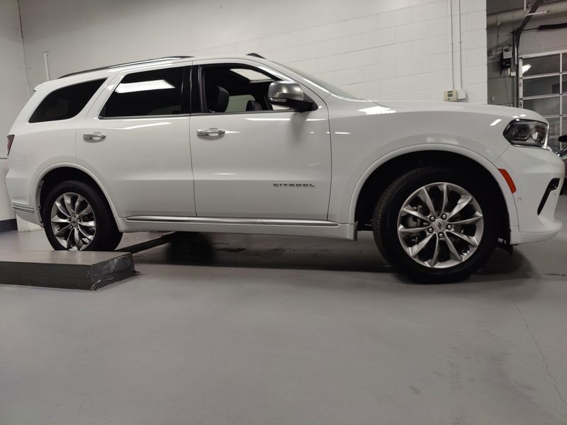 2024 Dodge Durango Citadel 5.7L V8 AWD w/SunroofImage 3