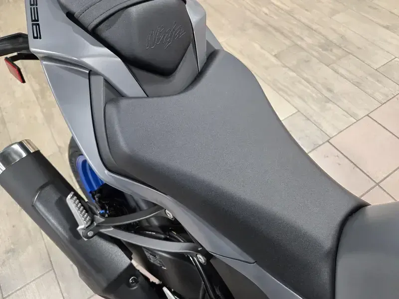 NEW 2026 KAWASAKI NINJA ZX6R ABS Image 5