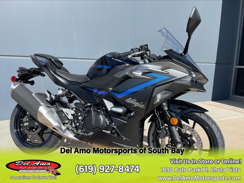 2025 Kawasaki NINJA 500 SE ABS Image 2