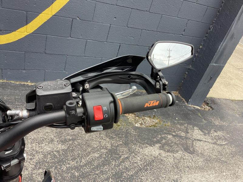 2020 KTM SMC 690 R 