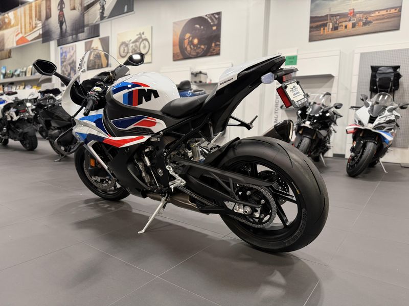 2026 BMW M 1000 RRImage 8