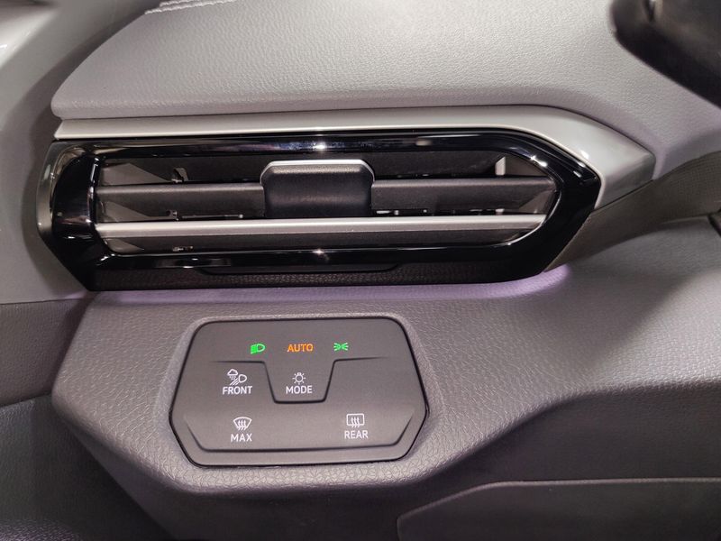 Used 2023 Volkswagen ID.4 Pro S 82kW Long Range w/Glass RoofImage 28