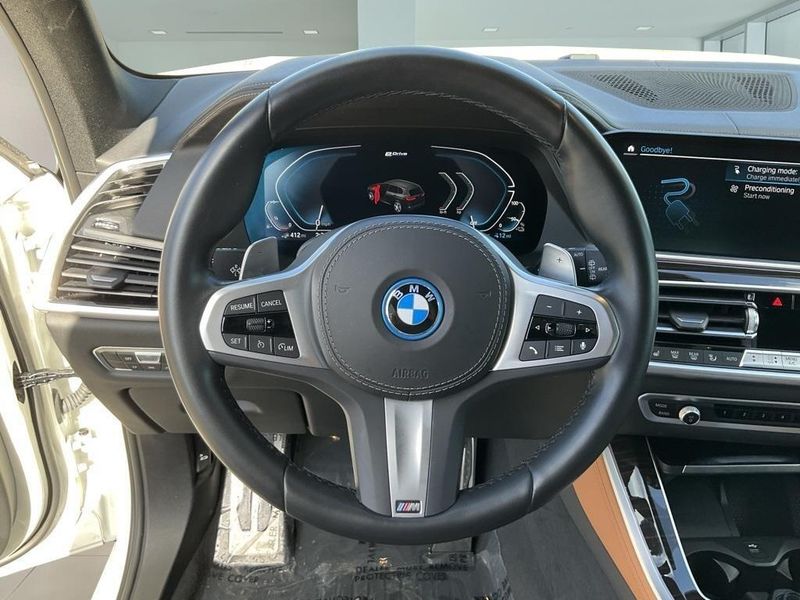 2023 BMW X5 xDrive45eImage 25