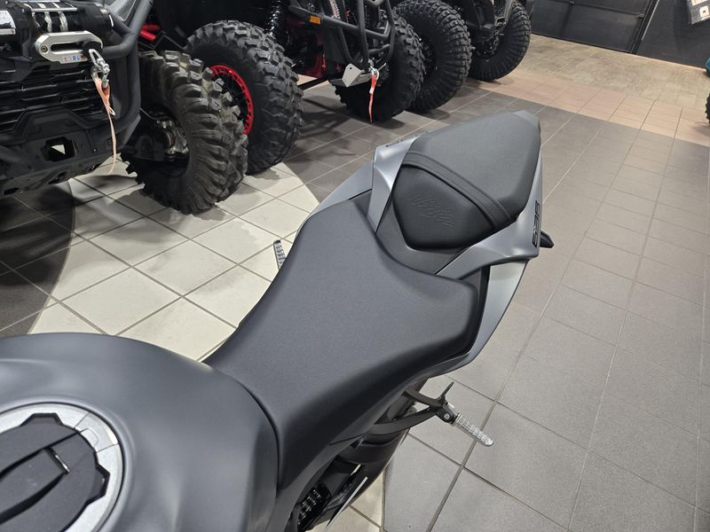 New 2025 Kawasaki NINJA ZX  6R ABS Image 16