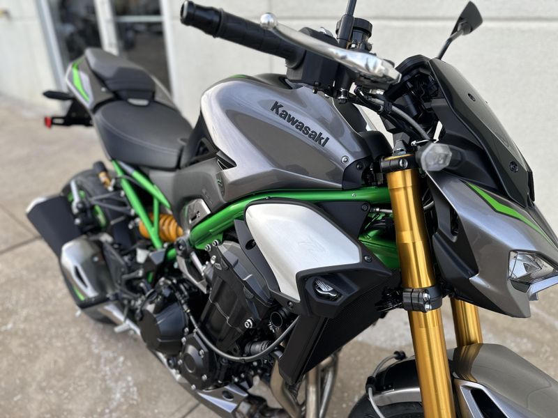 2025 Kawasaki Z900 SE ABS Image 8