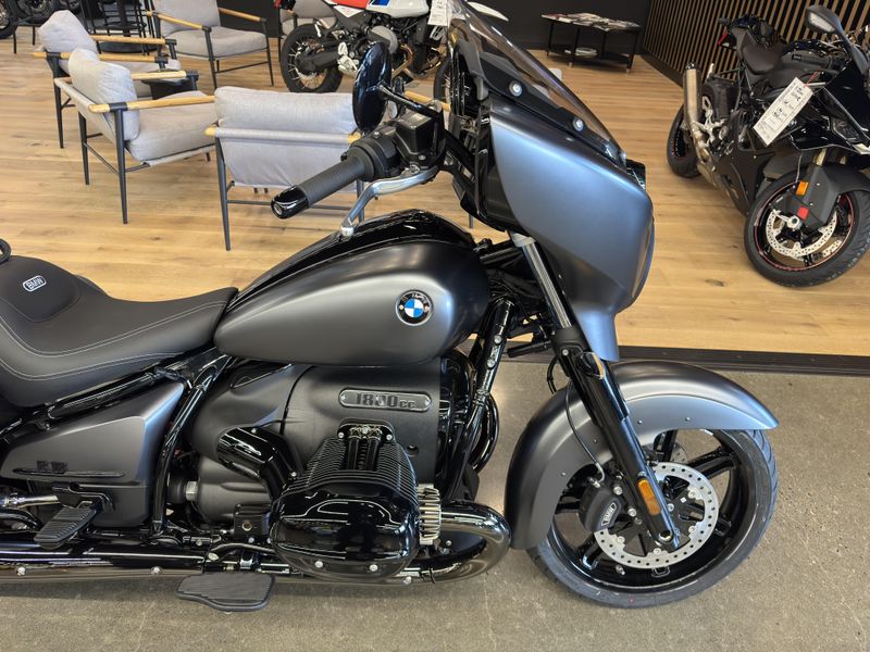 2025 BMW R 18 B - MINERAL GREY METALLIC MATTE