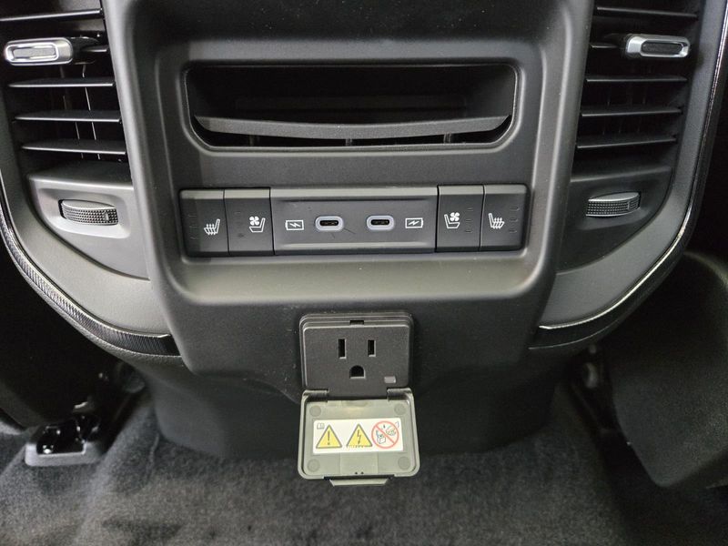 New 2026 RAM 1500 Rho Crew Cab 4x4 5'7' Box