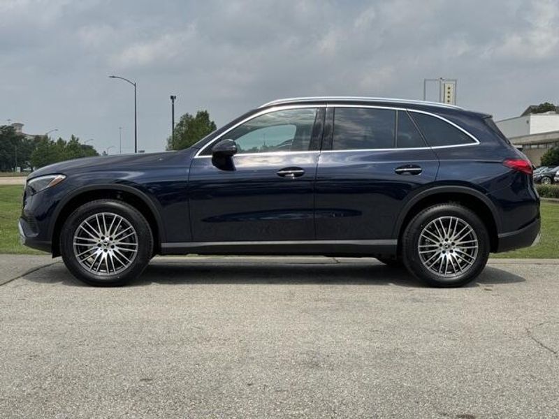 2024 Mercedes-Benz GLC 300Image 5