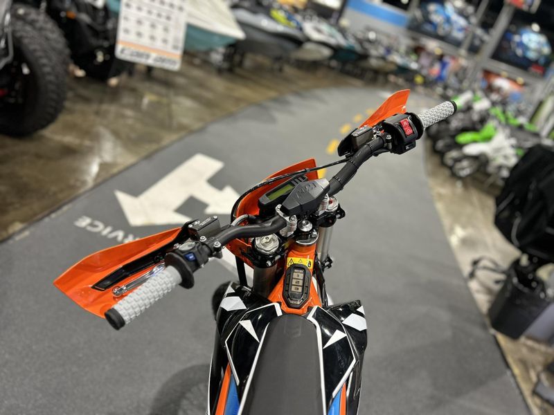 Used 2023 KTM FREERIDE E-XC Image 8