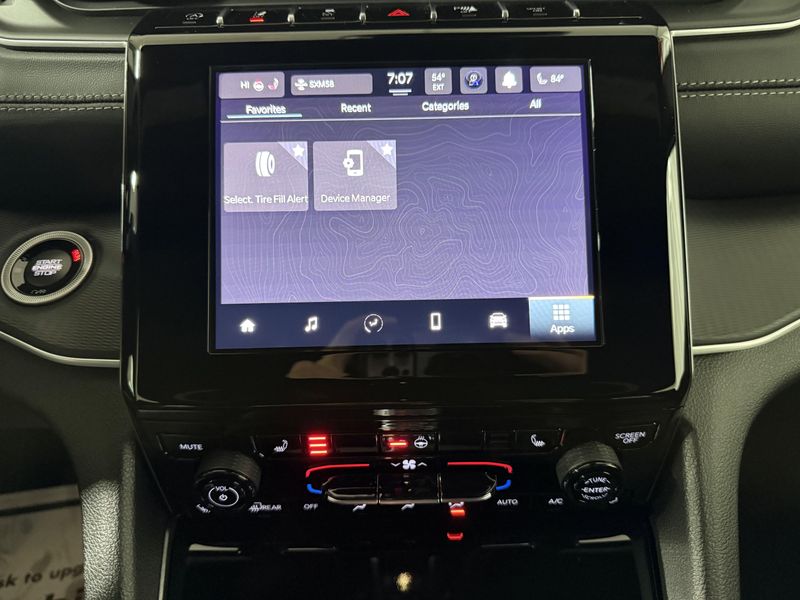 New 2025 Jeep Grand Cherokee L Altitude 4x4Image 33