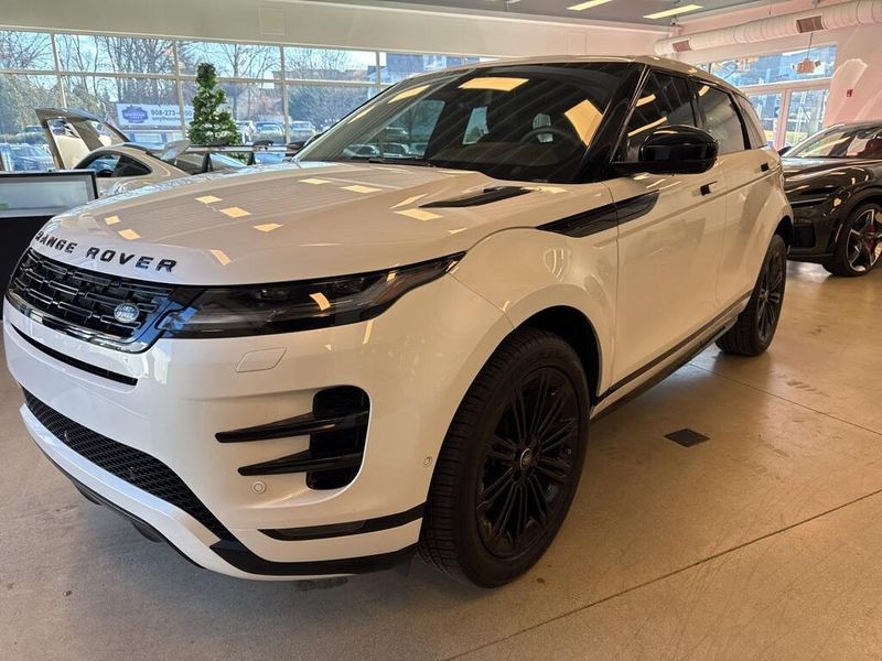 2024 Land Rover Range Rover Evoque DynamicImage 5