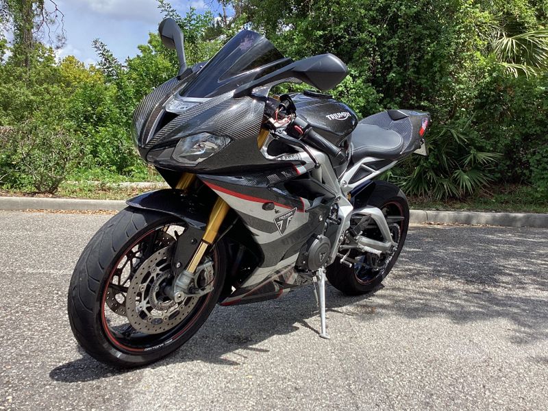2020 Triumph DAYTONA 765 MOTO 2 LIMITED 