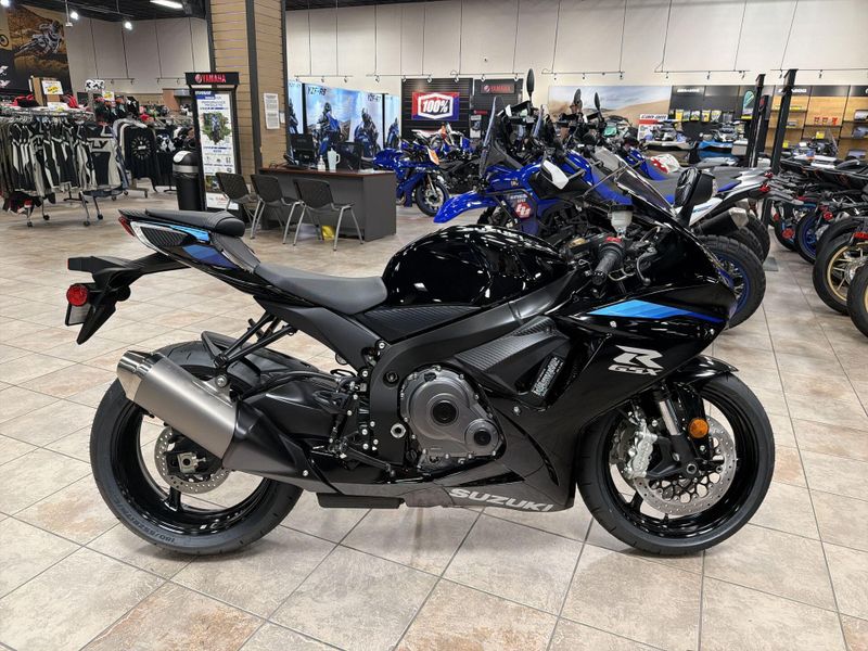 New 2027 Suzuki GSX-R600 Image 18