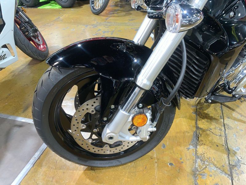 New 2025 Suzuki BOULEVARD M109R Image 15