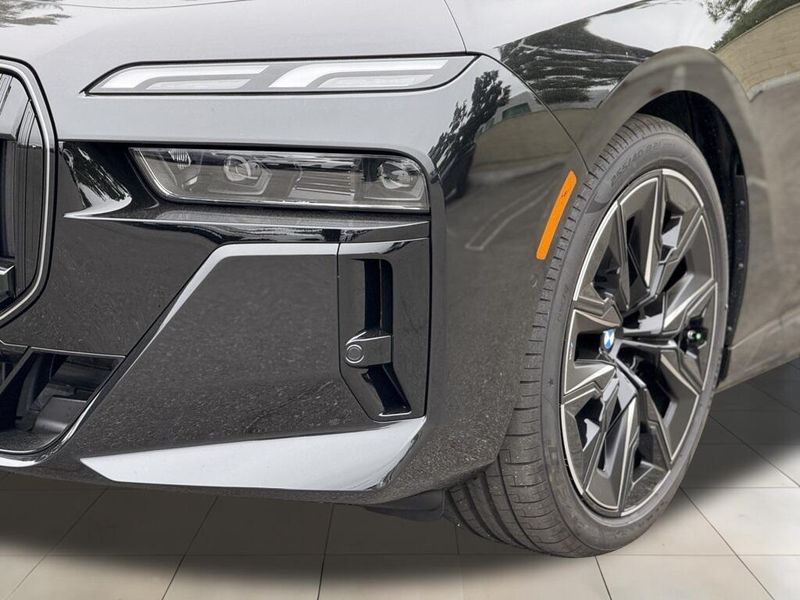 2025 BMW i7 eDrive50Image 11