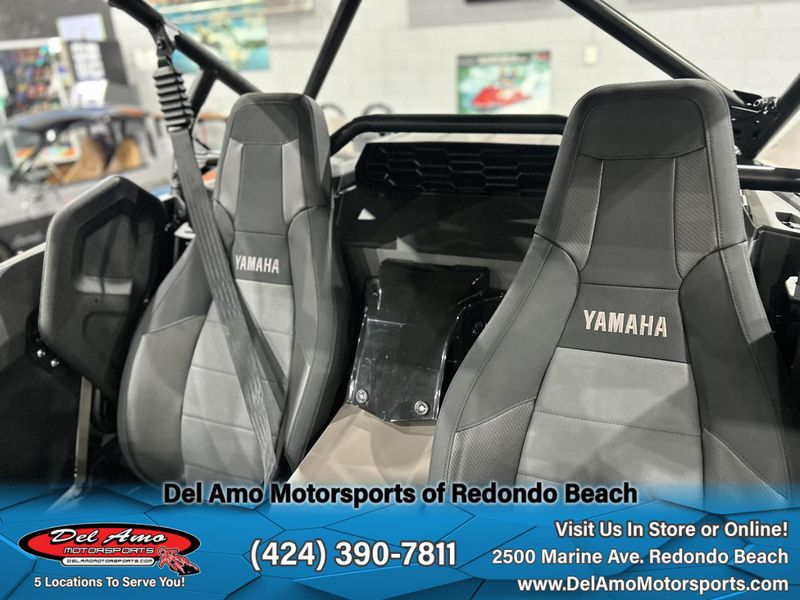 2024 Yamaha YXZ1000R EPS SS XT-RImage 9