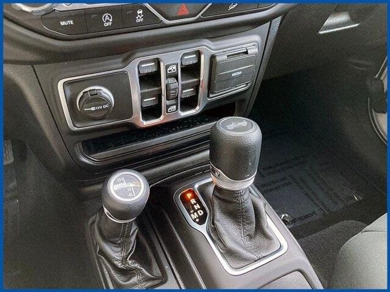 2021 Jeep Wrangler Unlimited IslanderImage 18