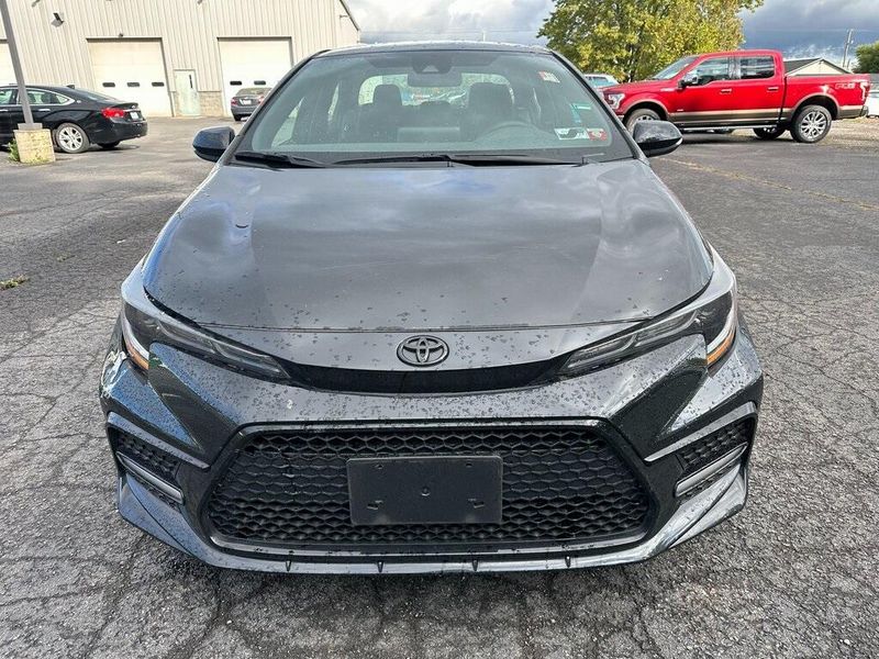 2022 Toyota Corolla SE NightshadeImage 9