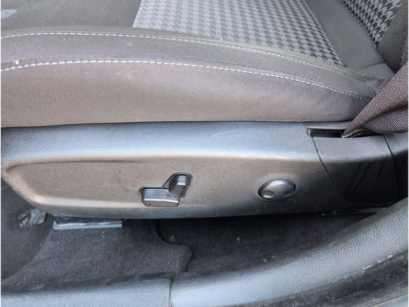 Used 2023 Dodge Charger GTImage 11